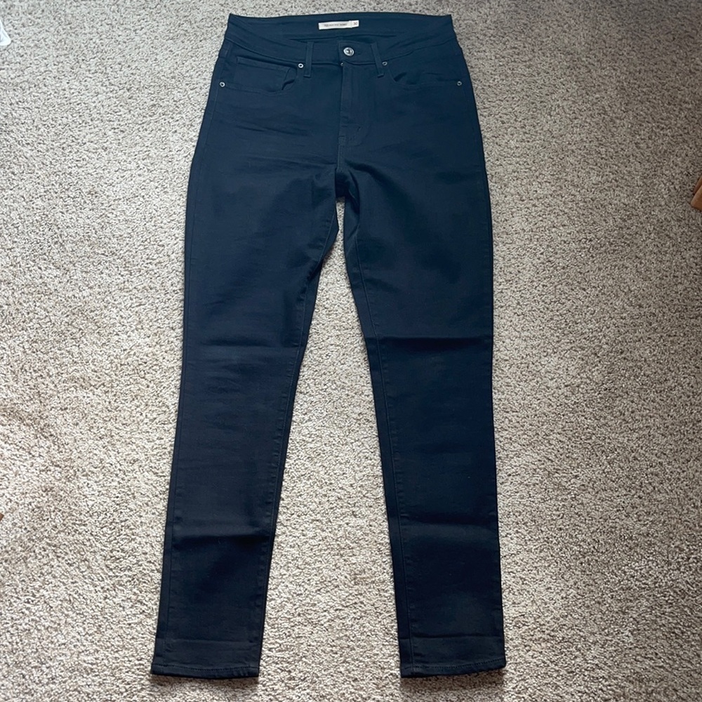 Woman’s Levi Jeans